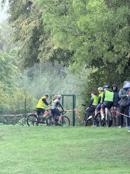 Around the race at De Gavers.