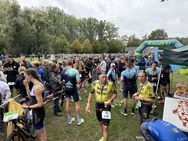 Around the race at De Gavers.