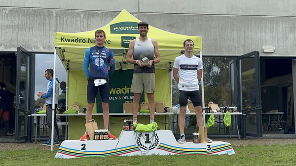 Podium under the KwadrO Ninove tent.