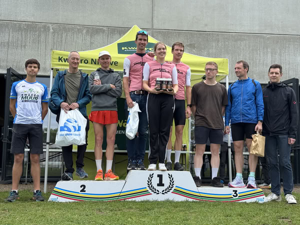 Podium under the KwadrO Ninove tent.