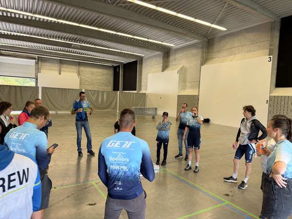 Around the race at De Gavers.