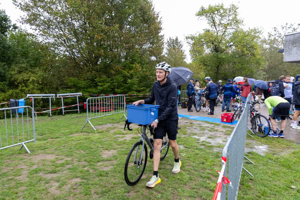 Around the race at De Gavers.