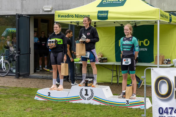 Podium under the KwadrO Ninove tent.