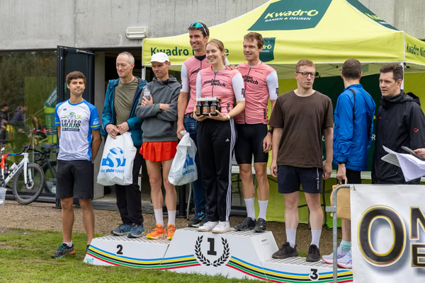 Podium under the KwadrO Ninove tent.